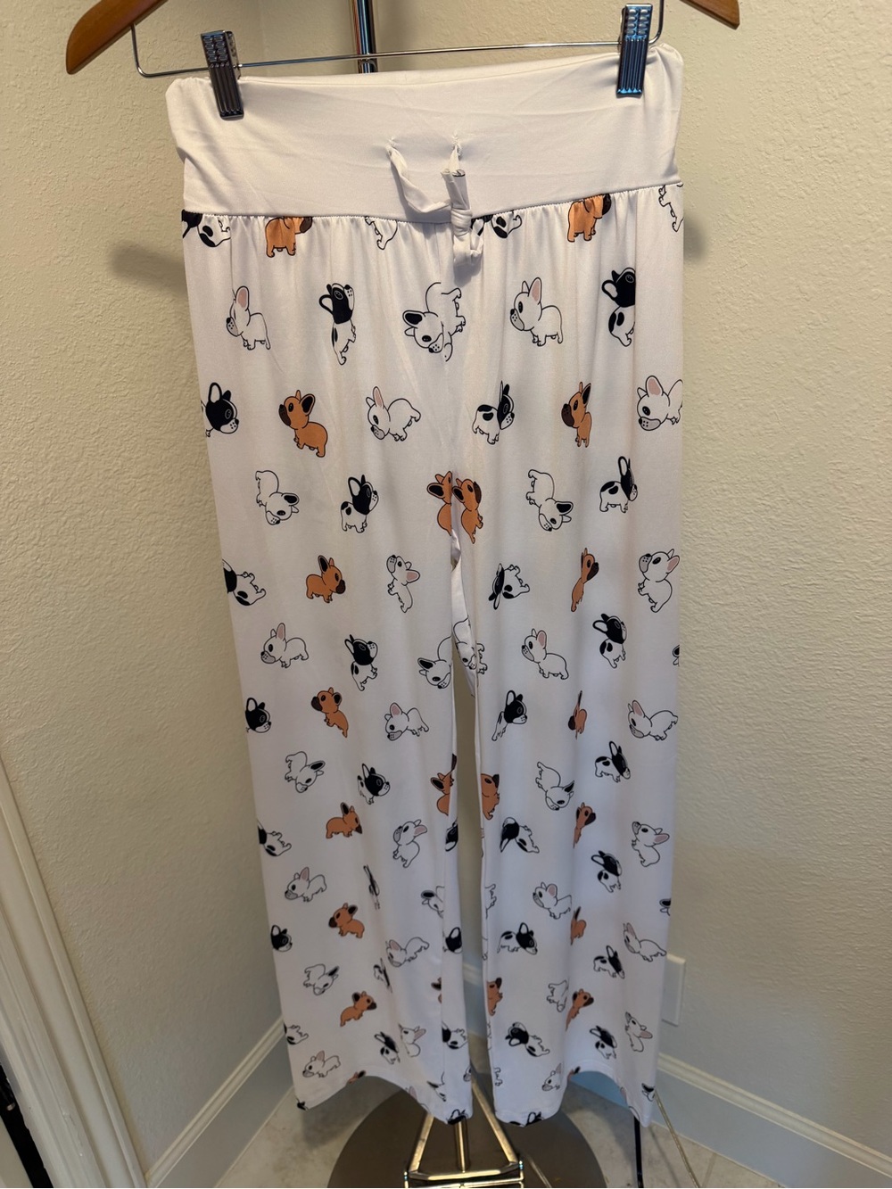Women's White Puppy Print Lounge Pajama Pants